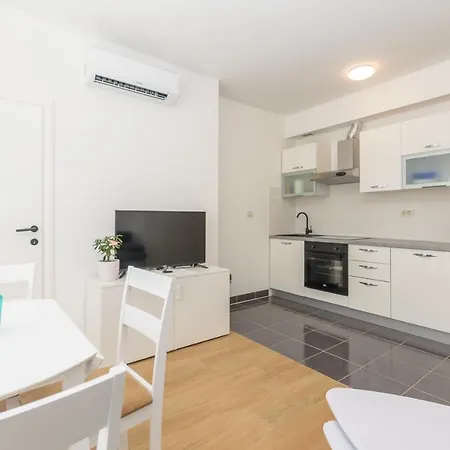 Gigo Apartman